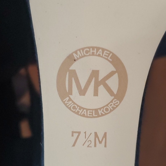 Michael Kors Hastings Navy Suede Platform Wedges - Picture 12 of 12